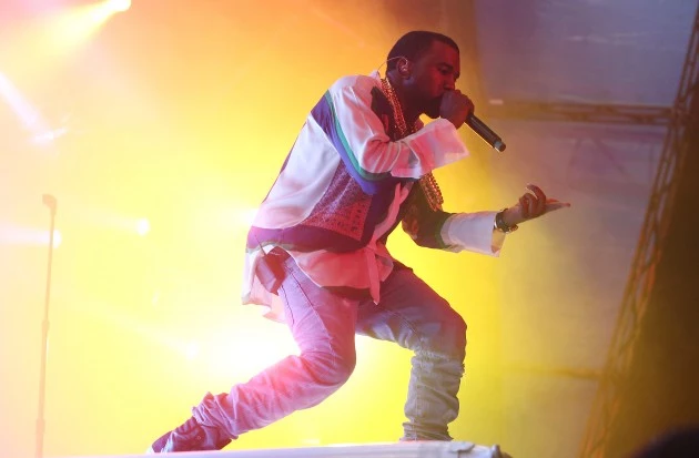 Kanye Postpones &#39;Yeezus&#39; Tour