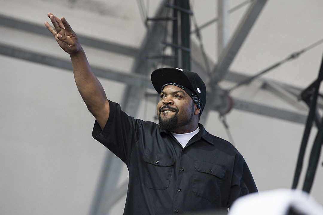 Ice Cube to Release Clothing Line That Will Support Autism 15 Min...