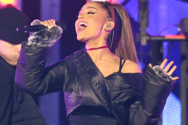 Ariana Grande Concert in Manchester Rocked By Explosion; Fatalities Reported [VIDEO]