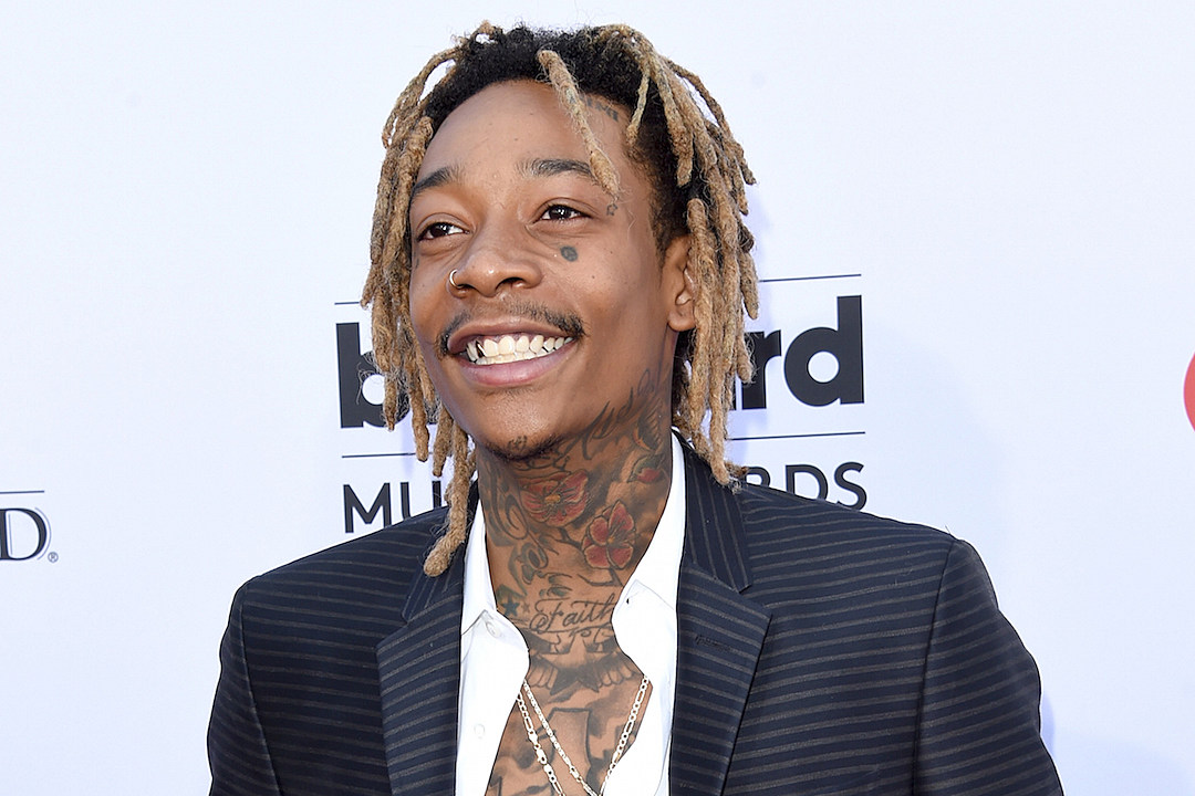Now that Amber Rose is boo’d up with Machine Gun Kelly, it looks as if Wiz Khalifa...