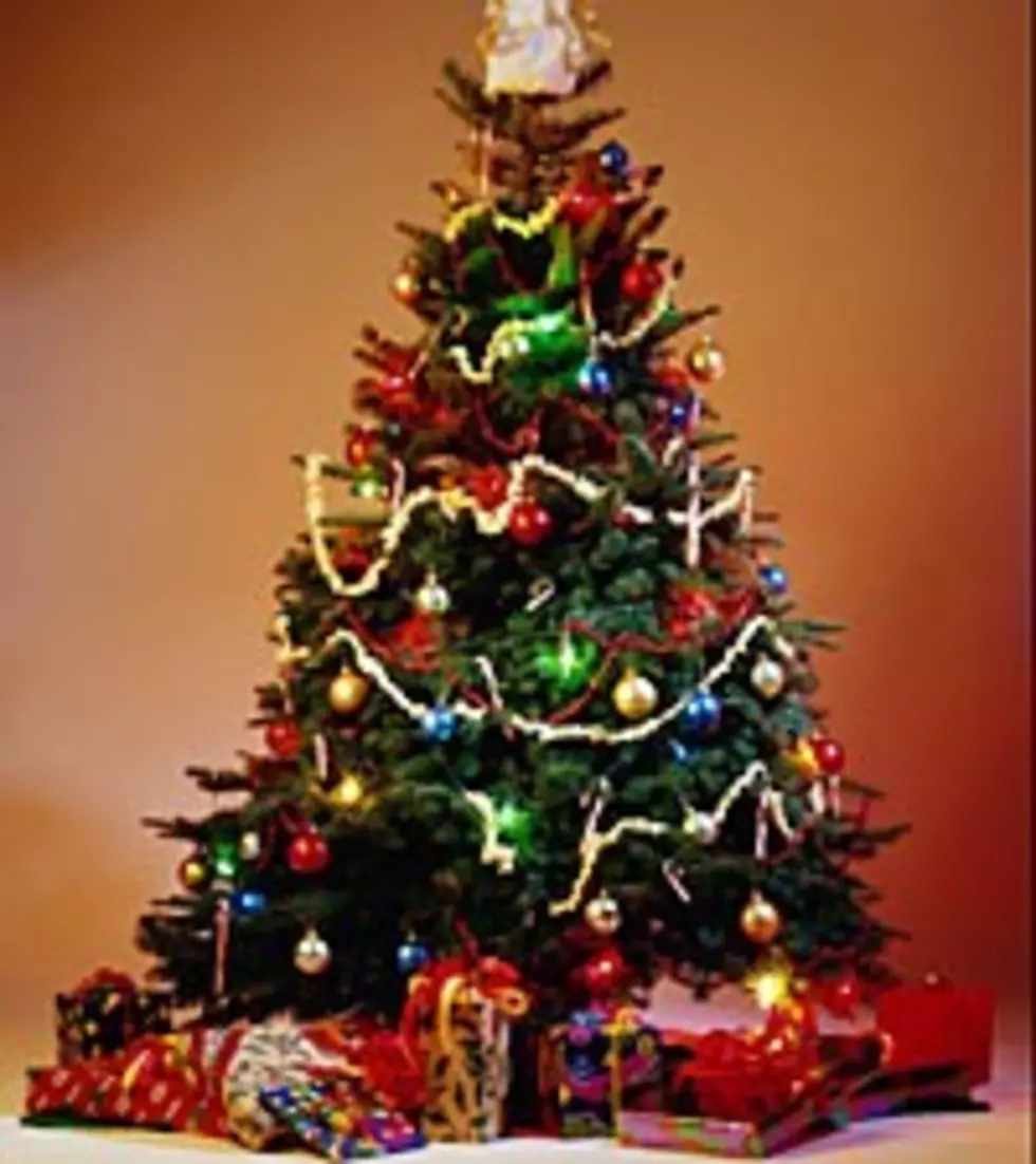 Christmas Playlist: 10 Songs to Put You in the Holiday Spirit