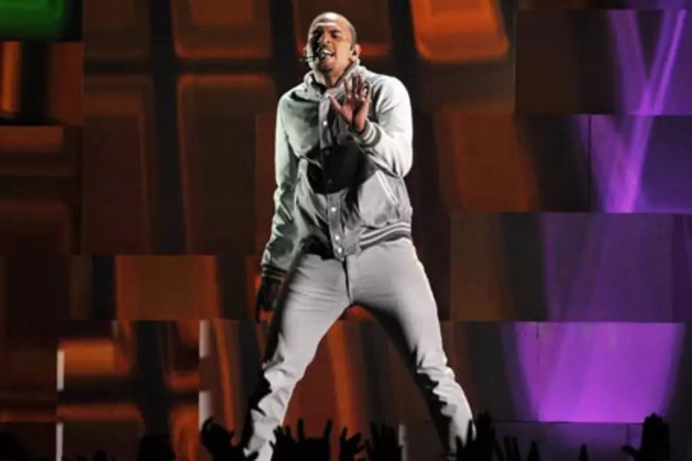 Chris Brown, Grammys 2012: Singer Performs ‘Turn Up the Music’