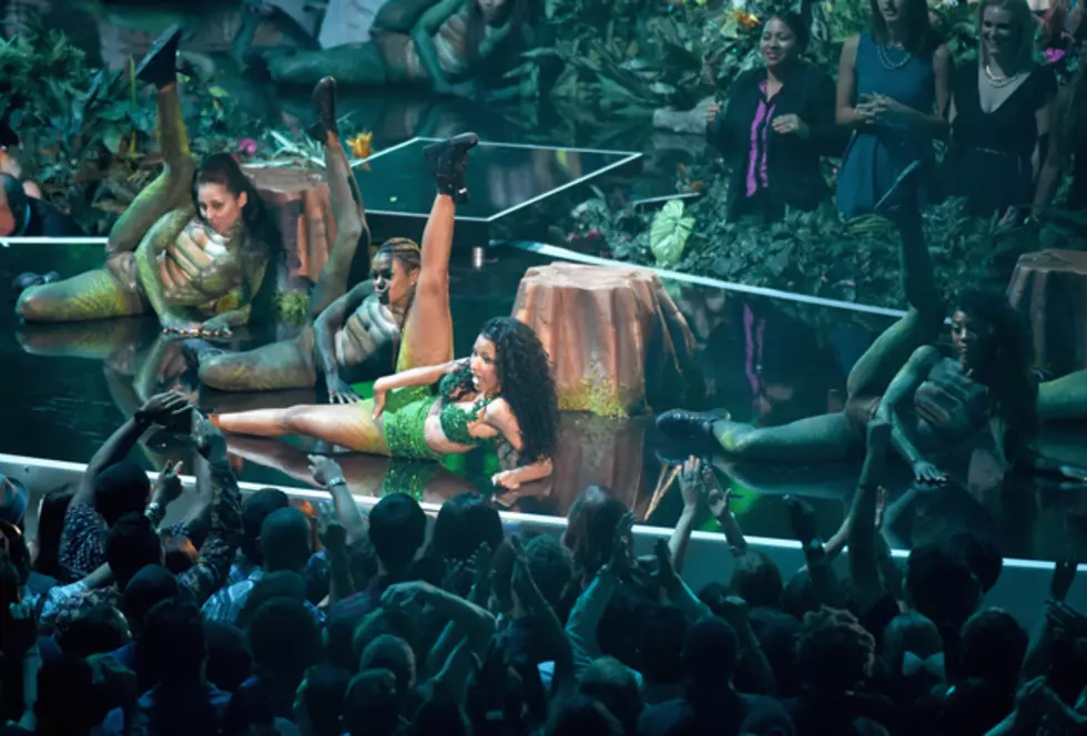 Nicki Minaj, Jessie J and Ariana Grande Open 2014 MTV Vide Music Awards With a ‘Bang (Bang)’