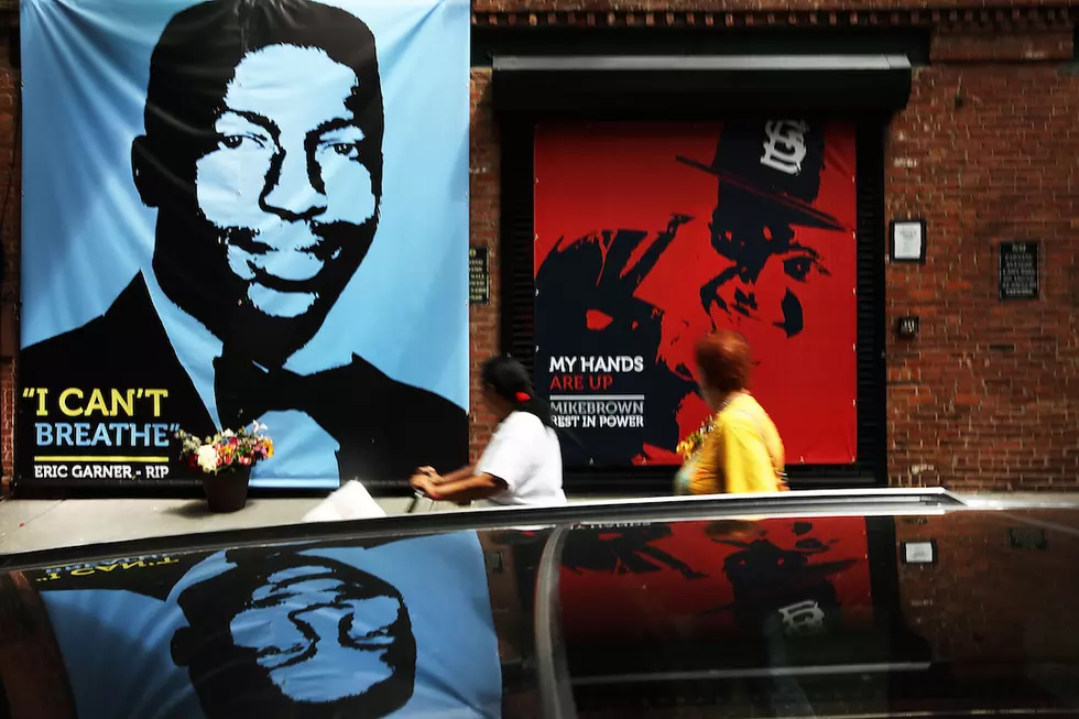 No Indictment in Eric Garner Chokehold Case Causes Sadness in Hip-Hop Community